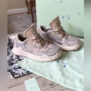 Off-White 💫 Off-White ODSY-1000 💫